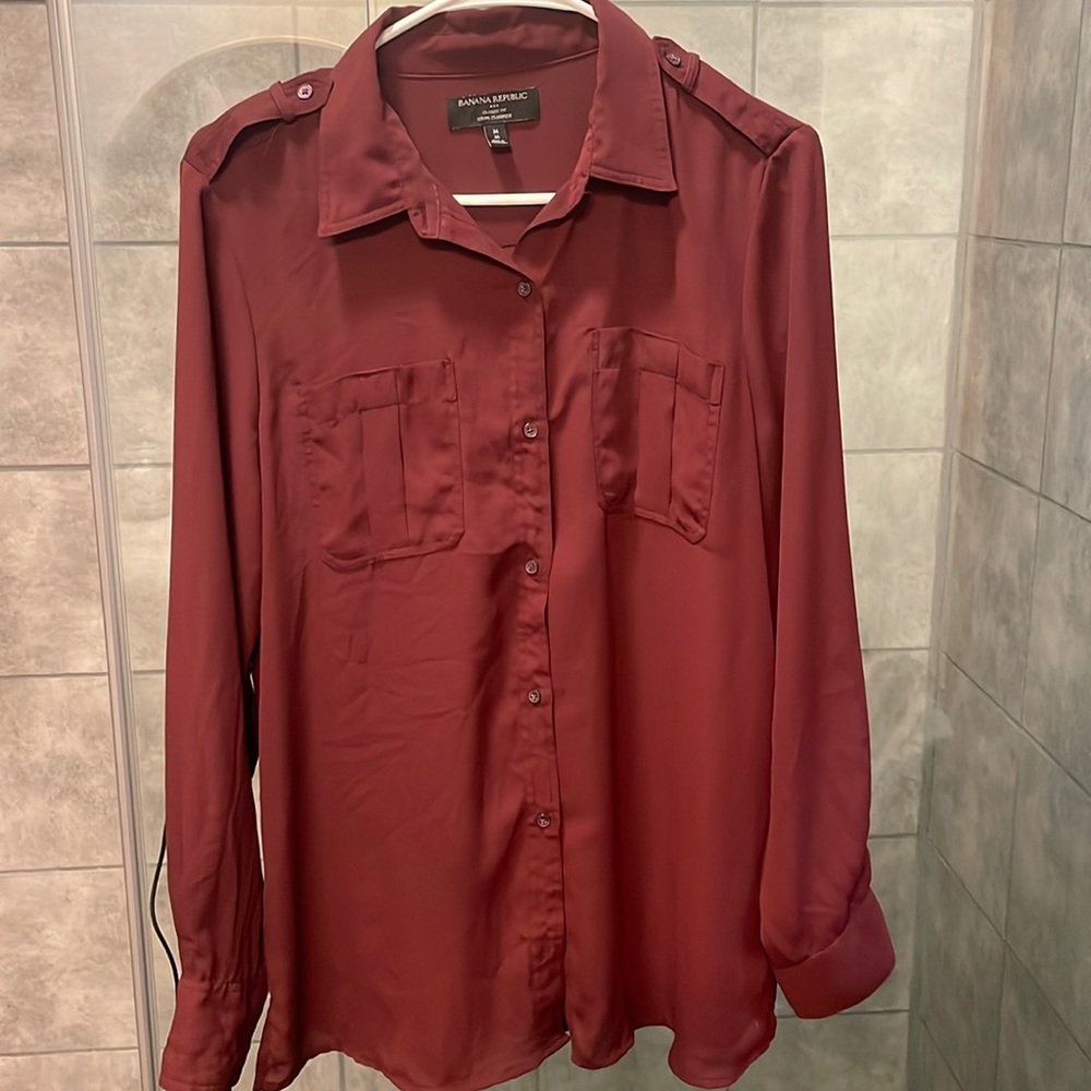Banana republic sheer burgundy button up blouse